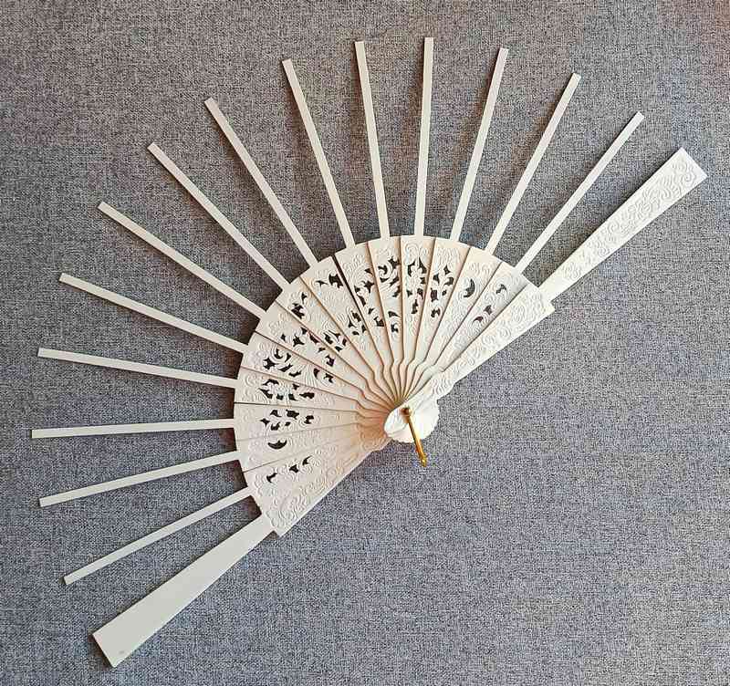 Monture d'éventail 10 cm X 21,5 cm – Image 2